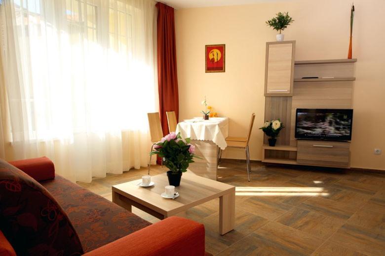 Къщата С Чешмата Leilighet Veliko Tŭrnovo Eksteriør bilde